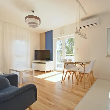 Niebieski Kwadrat - Garaz Podziemny + Ac! Rzeszów